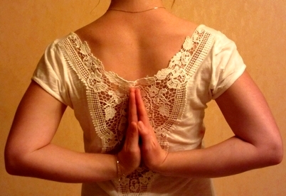 Anjali Mudra ~ Marie Ghillebaert - Yoga Sésâme